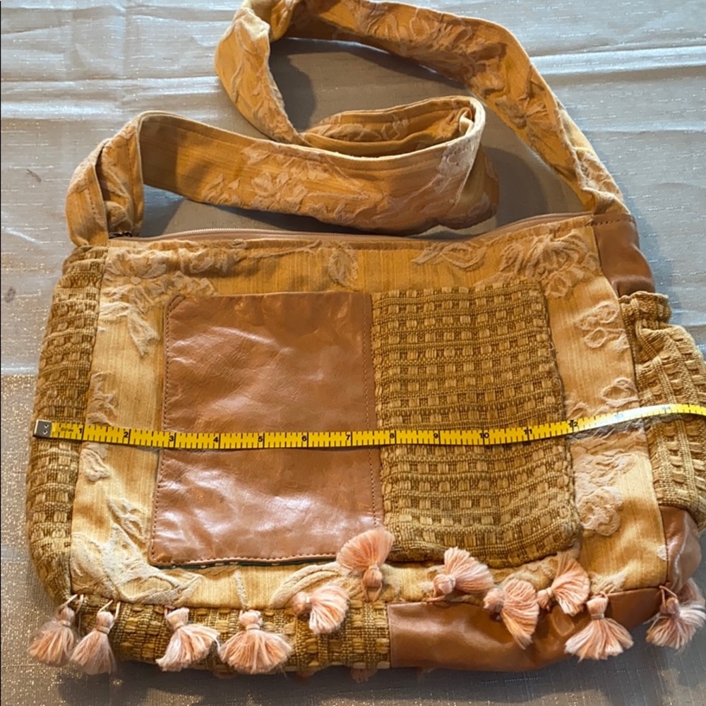 Fabric / leather Shoulder bag by Tati Totes